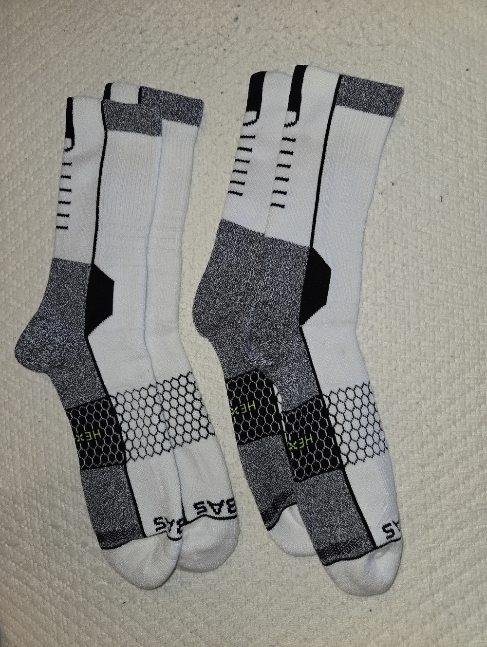 Bombas 2 Pair Performance White & Black Men's Athletic Crew Socks -XL